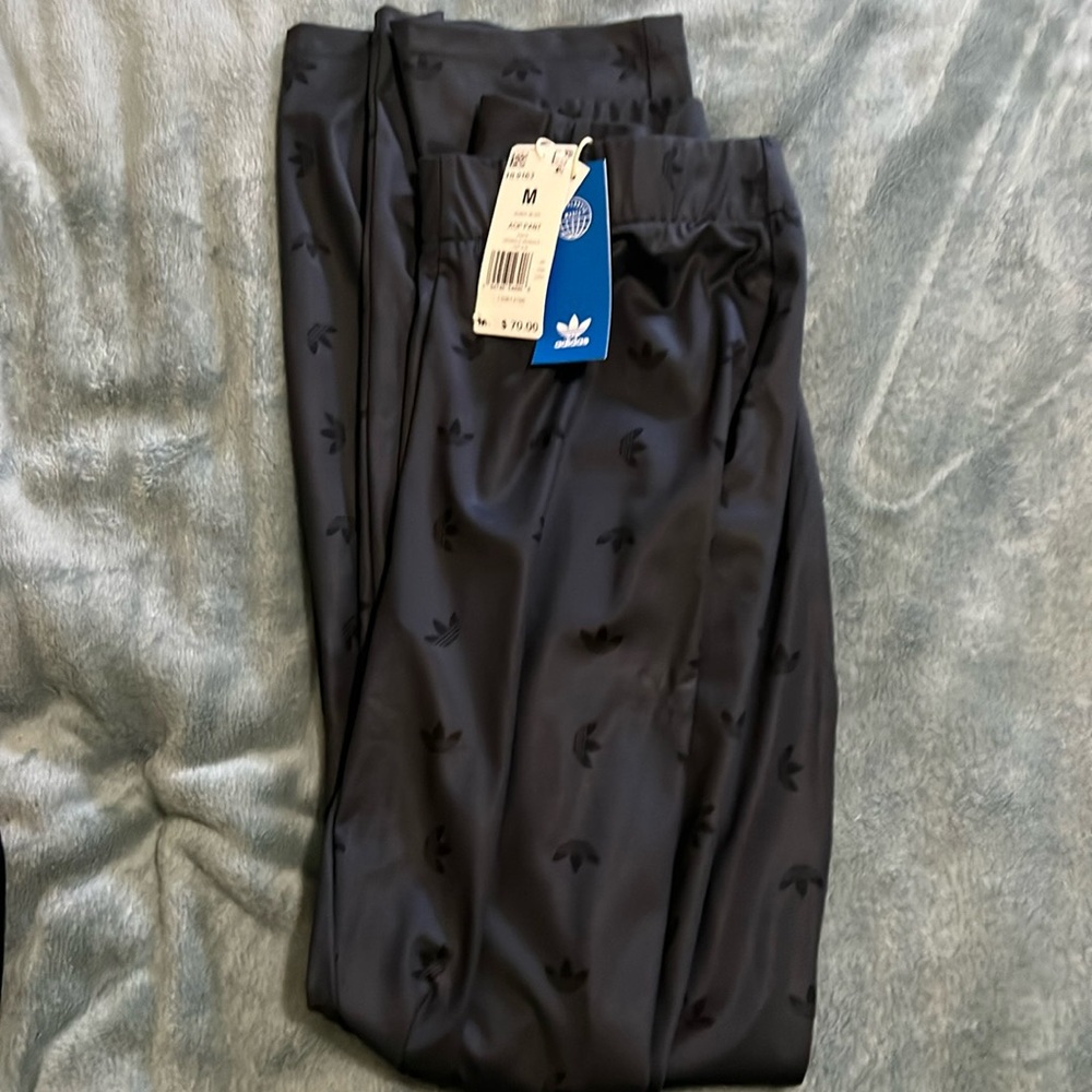 NWT Adidas leggings